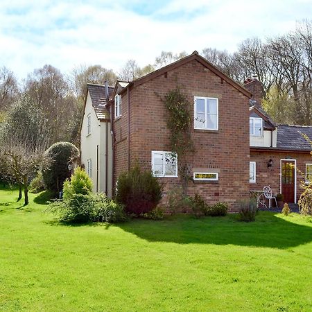 Woodhouse Cottage Hawarden Bagian luar foto