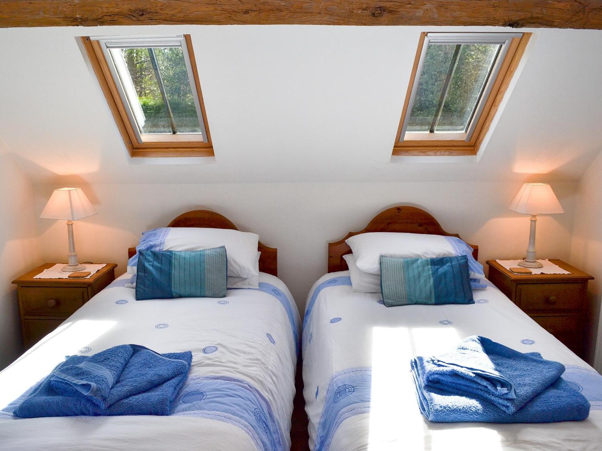 Woodhouse Cottage Hawarden Bagian luar foto