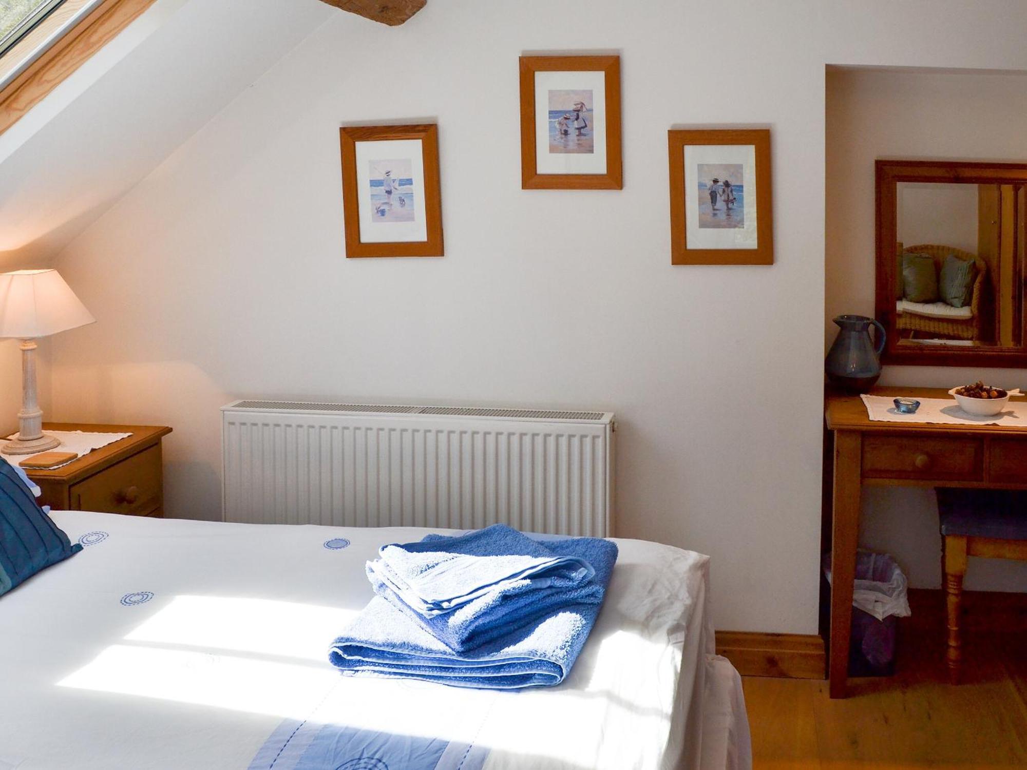 Woodhouse Cottage Hawarden Bagian luar foto